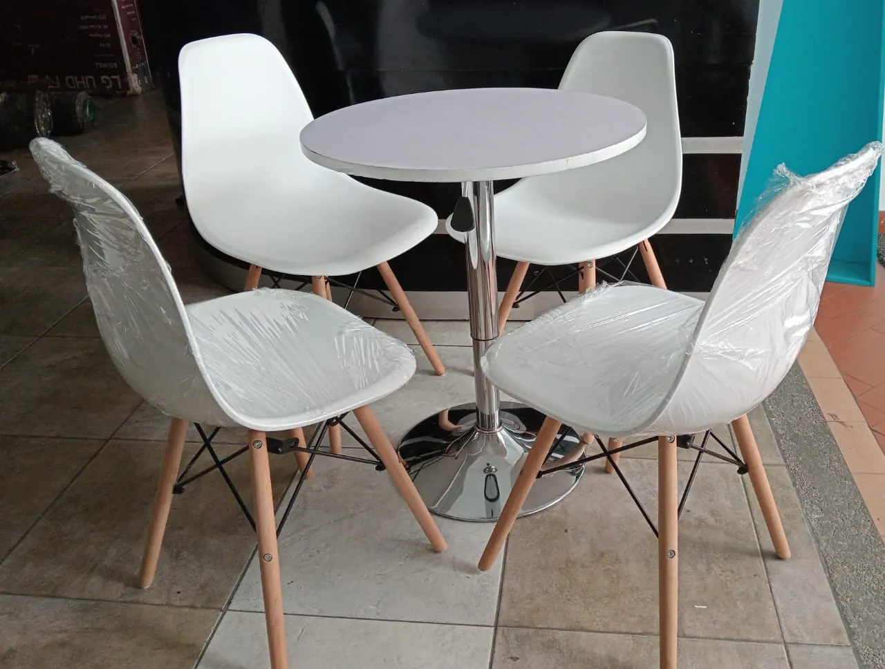 Silla Eames - Imagen 1