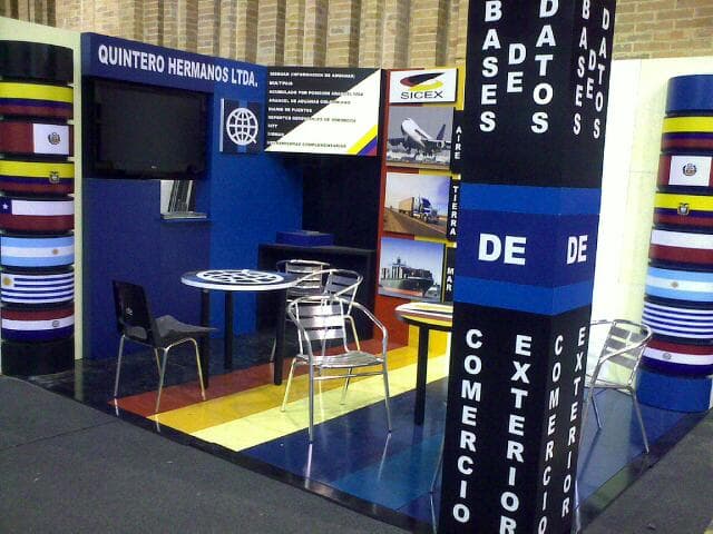 Stand Color